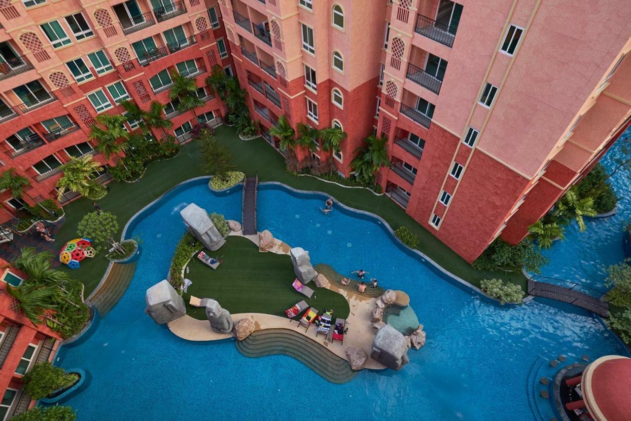 Seven Seas Condo Resort By Jay Jay Pantai Jomtien Bagian luar foto