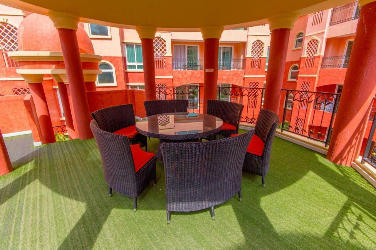 Seven Seas Condo Resort By Jay Jay Pantai Jomtien Bagian luar foto